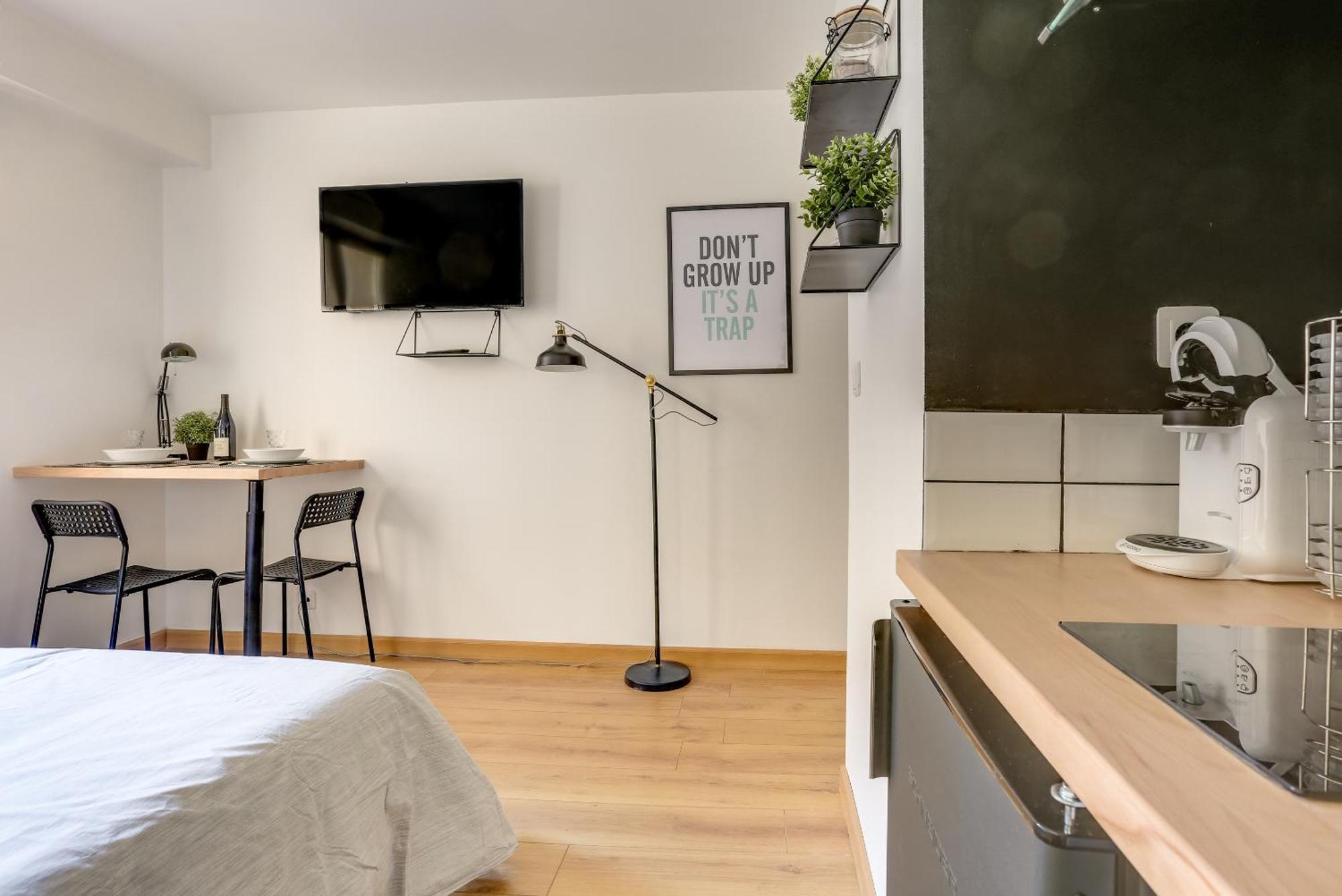 Suites Independantes Toutes Equipees Leopold Ou Carnot 南锡 外观 照片